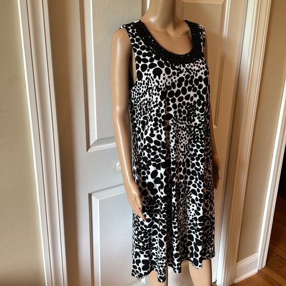 Embellished White dress black polka Dots XL Tiana B Scoop Neck Shift Preowned - Picture 4 of 10